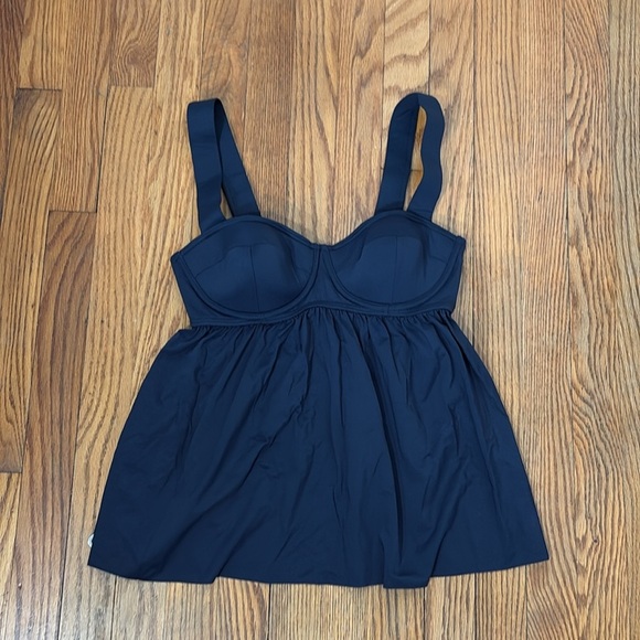 Michael Kors Solids Underwire Baby Doll Tankini Bikini Top Navy Small‎ NWT - Picture 2 of 7